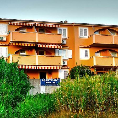 Apartmani Zeljko Metajna Exterior foto