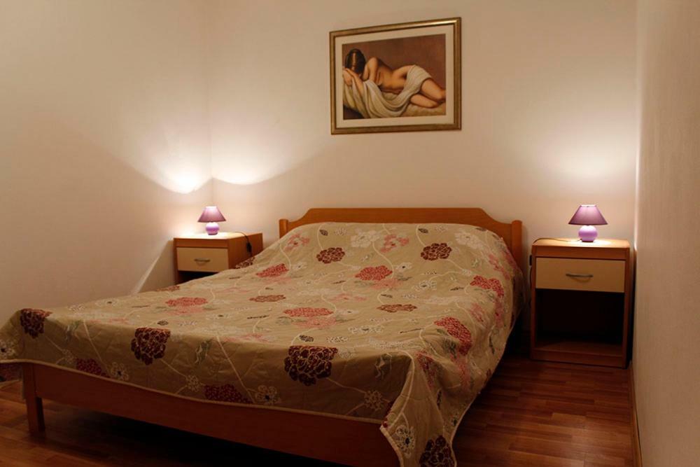 Apartmani Zeljko Metajna Exterior foto