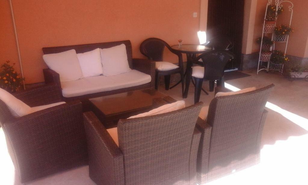 Apartmani Zeljko Metajna Exterior foto
