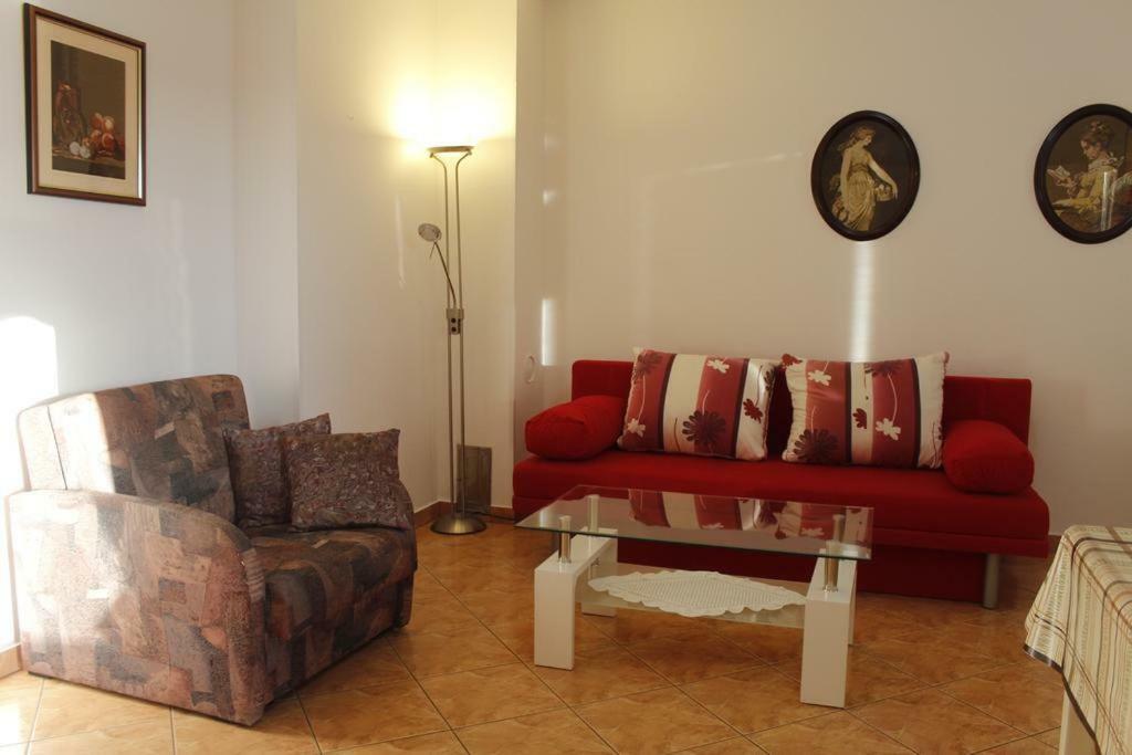 Apartmani Zeljko Metajna Exterior foto